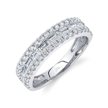 Load image into Gallery viewer, 1.00CT DIAMOND BAGUETTE BAND
