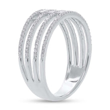 Load image into Gallery viewer, 0.40CT DIAMOND BAGUETTE RING
