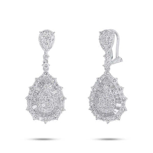 3.79CT DIAMOND EARRING