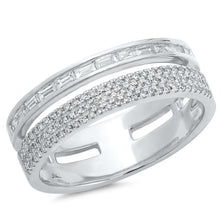 Load image into Gallery viewer, 0.54CT DIAMOND BAGUETTE RING
