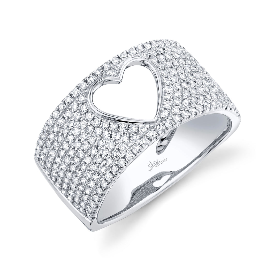 0.71CT DIAMOND PAVE HEART RING