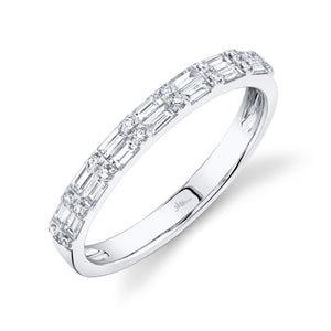 0.35CT DIAMOND BAGUETTE BAND