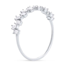 Load image into Gallery viewer, 0.31CT DIAMOND BAGUETTE RING
