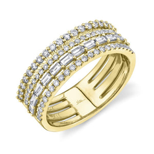 0.81CT DIAMOND BAGUETTE RING